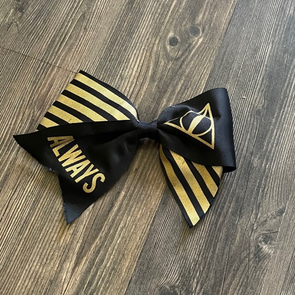 Harry Potter Hot Topic Hufflepuff Bow